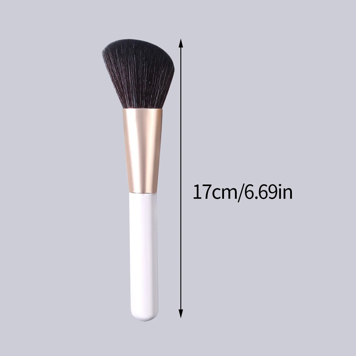 1 piece of high-quality, soft, angled makeup brush, blush, powder and contouring multi-functional facial beauty tool
